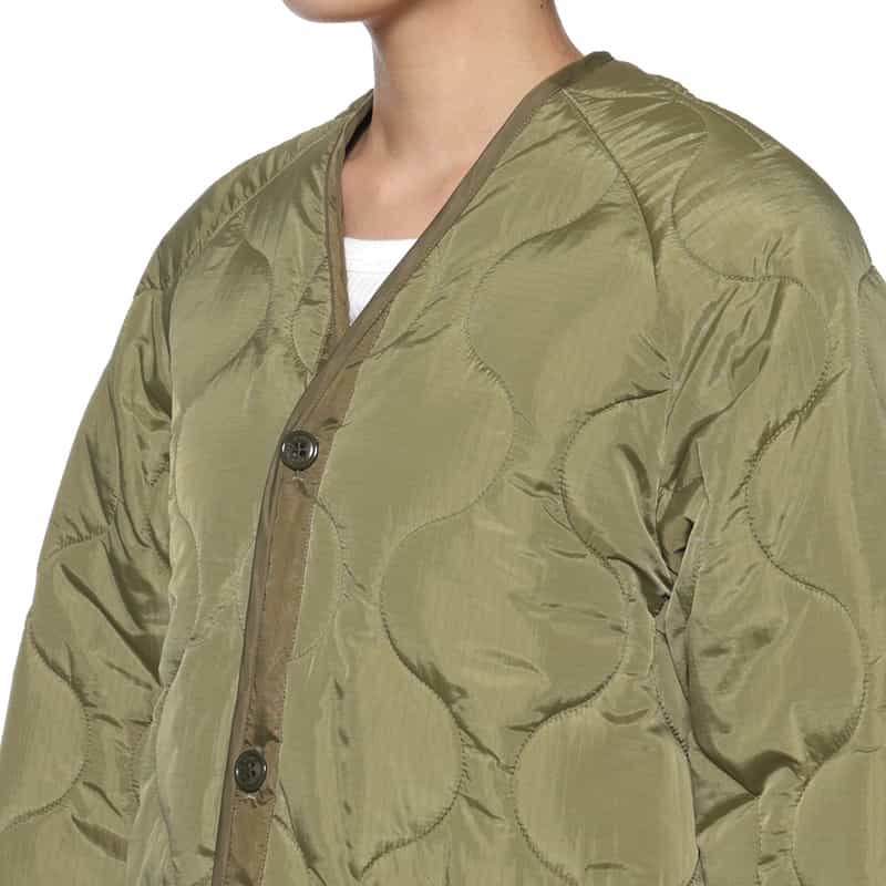 HYKE HYKE ＜ハイク＞ ノーカラーキルティングコート KHAKI