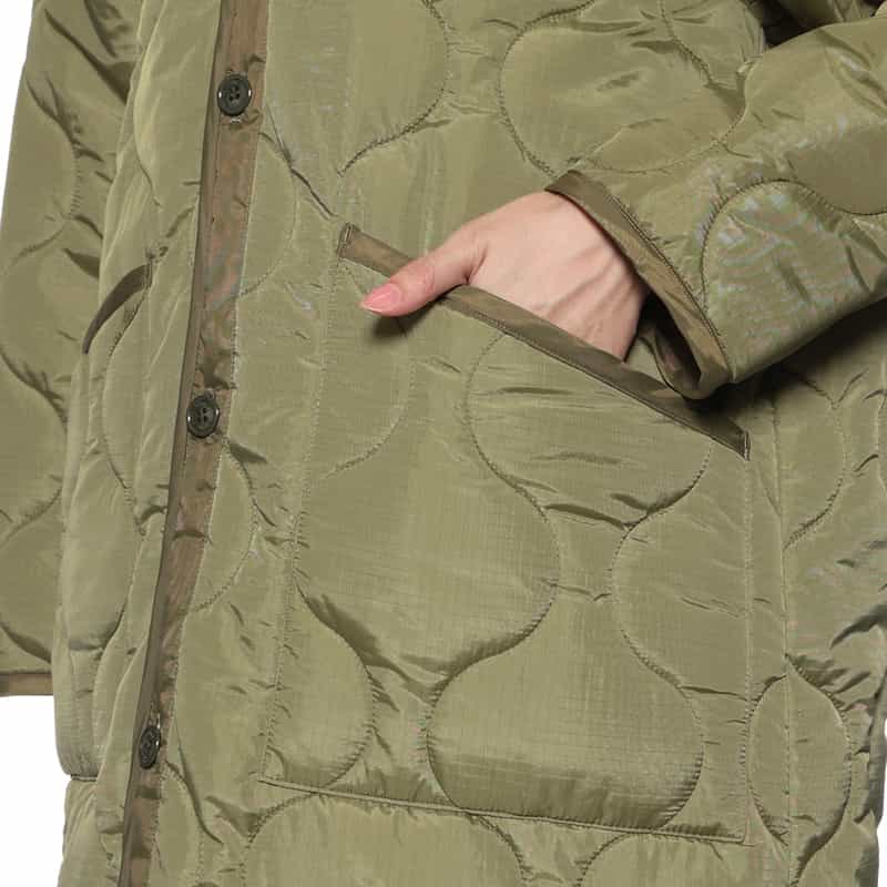 HYKE HYKE ＜ハイク＞ ノーカラーキルティングコート KHAKI