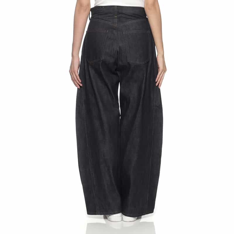 HYKE HYKE＜ハイク＞ バレルレッグデニムパンツ NAVY