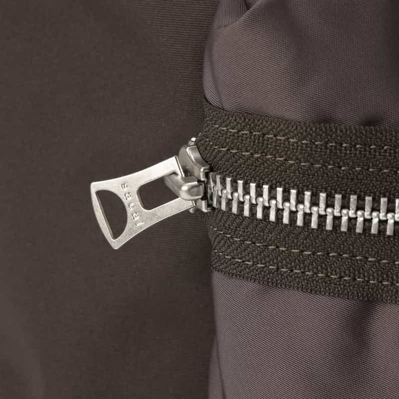 SACAI SACAI<サカイ> トートバッグ(M) BROWN