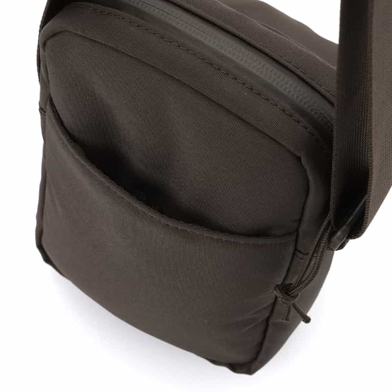 SACAI SACAI<サカイ> ポーチバッグ BROWN