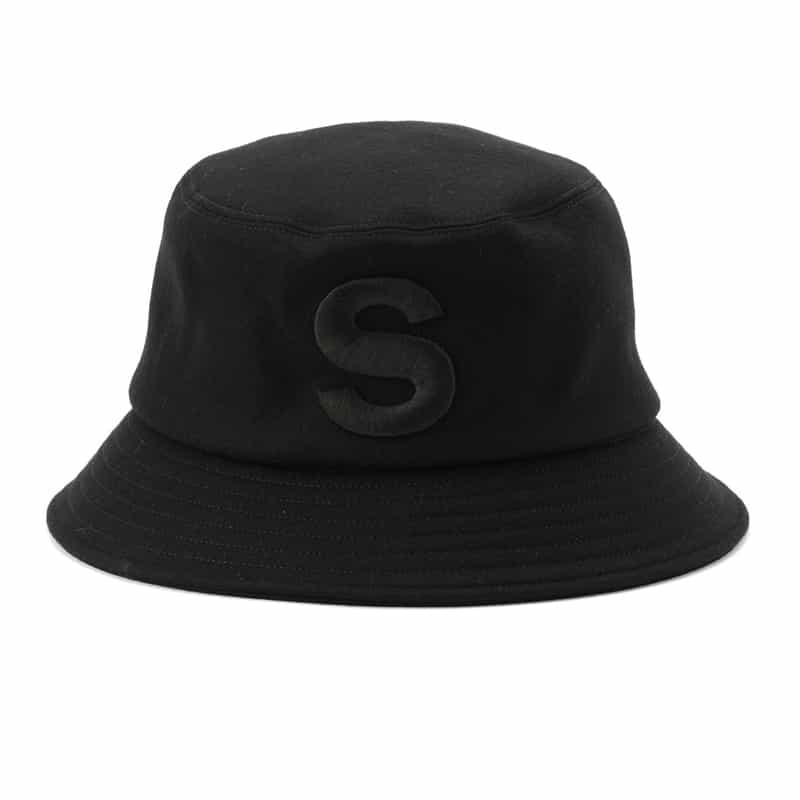 SACAI SACAI＜サカイ＞ロゴ入りバケットハット BLACK