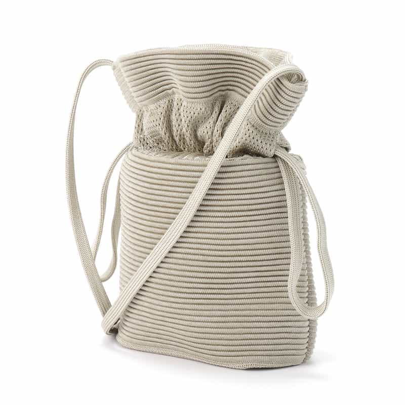 CFCL CFCL＜シーエフシーエル＞ バーニーズ　ニューヨーク限定 巾着バッグ LT BEIGE