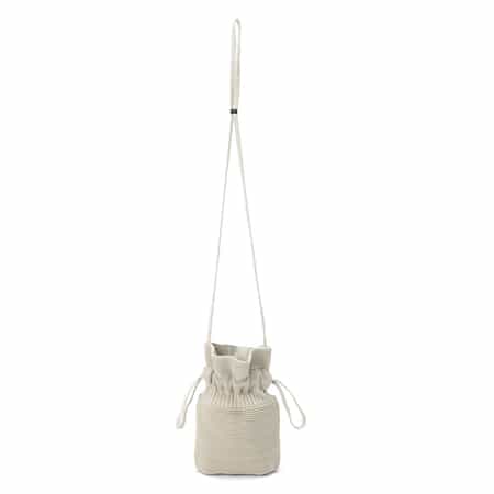 美品　バーニーズニューヨーク　カゴバッグ　茶　ロゴ　巾着　ワンショルダー　F 美品 バーニーズニューヨーク カゴバッグ 茶 ロゴ 巾着 ワン
