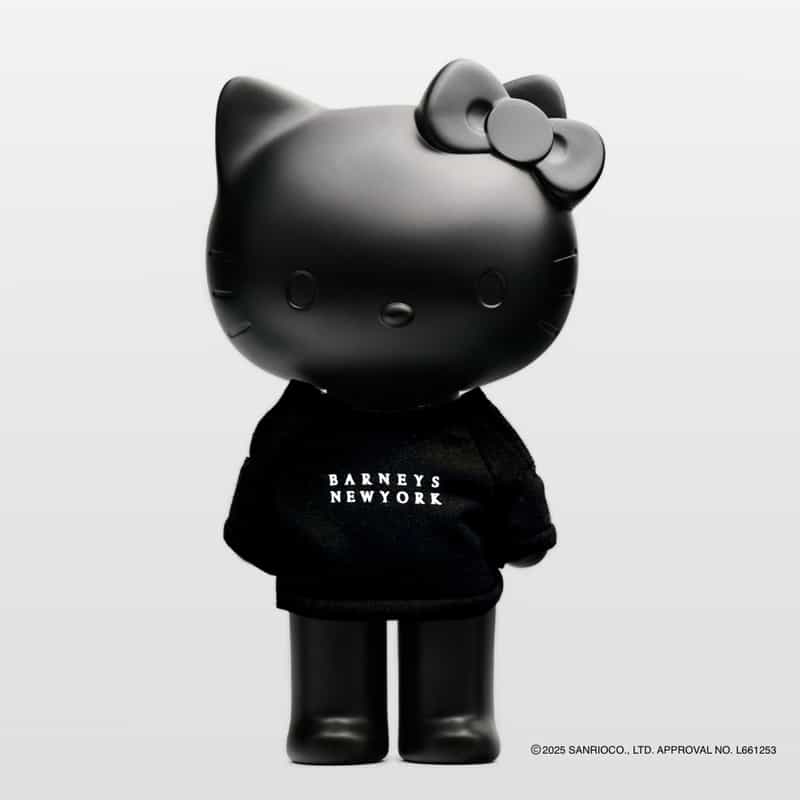 HELLO KITTY BLACK バーニーズ　ニューヨーク限定アートフィギュア HELLO KITTY "BLACK SERIES" BLACK