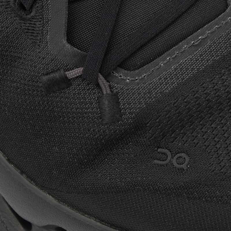 ON ON＜オン＞ スニーカー"CLOUDTILT" BLACK