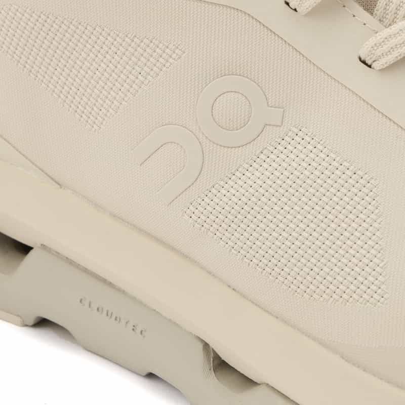 ON ON＜オン＞ スニーカー"CLOUDZONE" WHITE