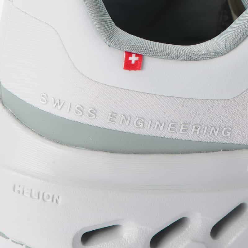 ON ON＜オン＞ スニーカー"CLOUDSURFER" GRAY