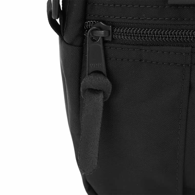 BARNEYS NEW YORK BARNEYS NEW YORK designed by TOMOHIRO KONNO ＜グレゴリー＞ コラボレート ボディバッグ "QUICK POCKET" BLACK