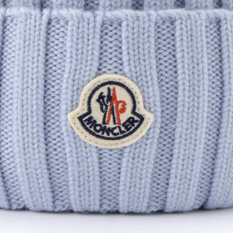 MONCLER MONCLER＜モンクレール＞ ロゴ入りニットキャップ LIGHT BLUE