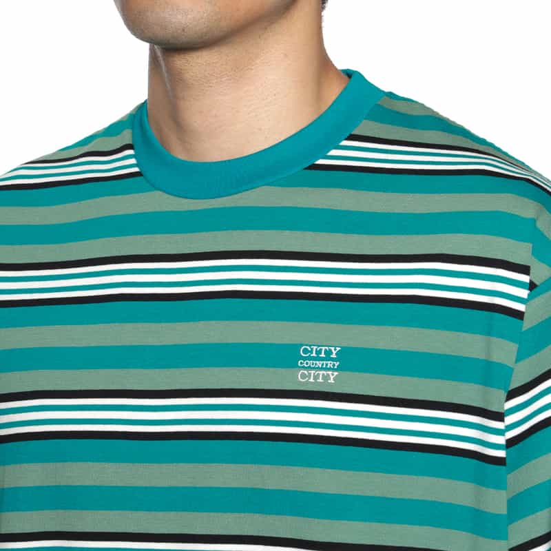 CITY COUNTRY CITY CITY COUNTRY CITY ＜シティーカントリーシティー＞ ロゴ入りボーダーTシャツ GREEN