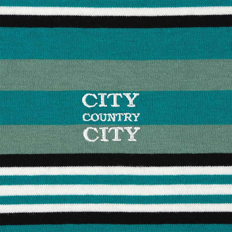 CITY COUNTRY CITY CITY COUNTRY CITY ＜シティーカントリーシティー＞ ロゴ入りボーダーTシャツ GREEN