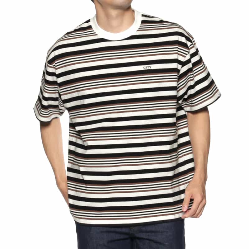 CITY COUNTRY CITY CITY COUNTRY CITY ＜シティーカントリーシティー＞ ロゴ入りボーダーTシャツ BROWN