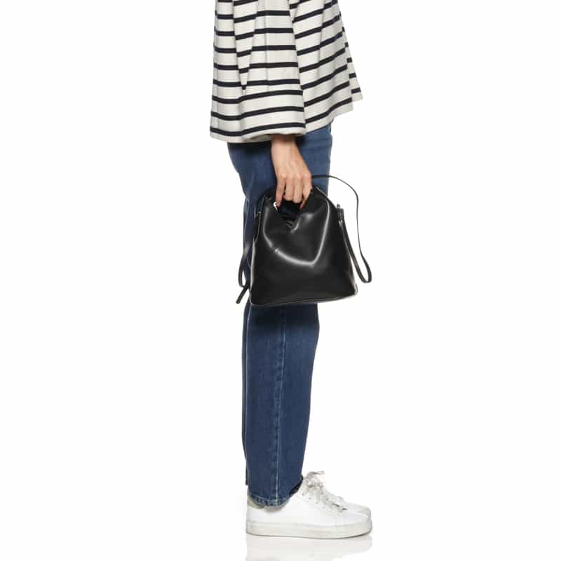 MM6 MAISON MARGIELA MM6 MAISON MARGIELA＜エムエム6 メゾン マルジェラ＞ ボディバッグ"JAPANESE" BLACK