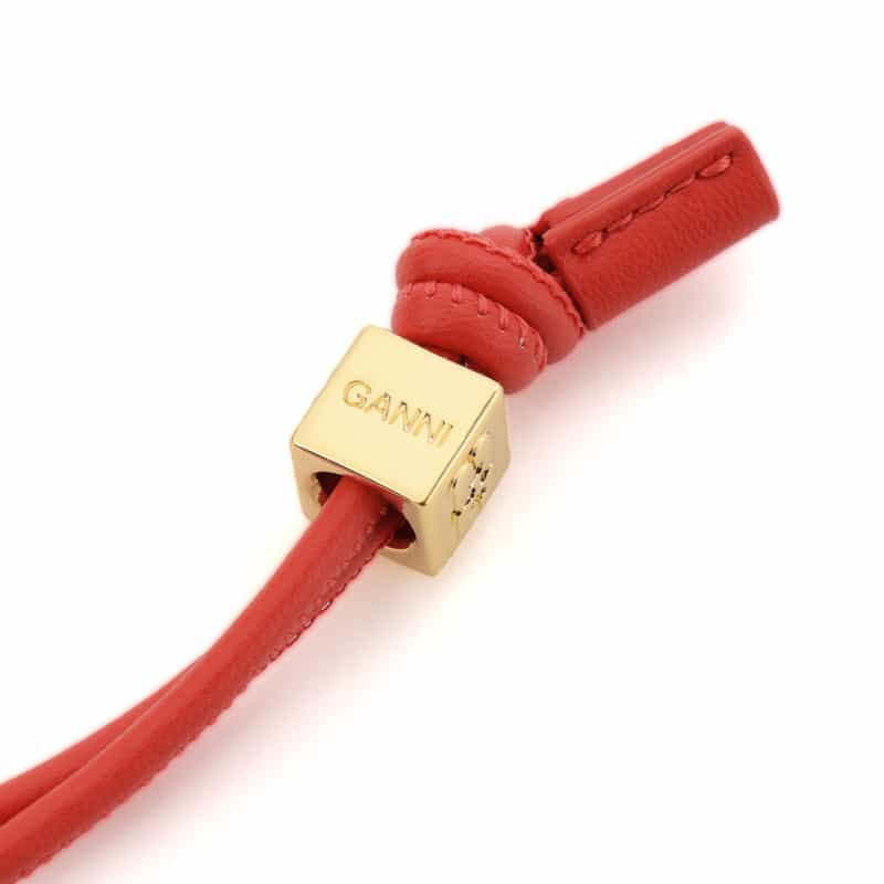 GANNI GANNI＜ガニー＞ チャーム RED