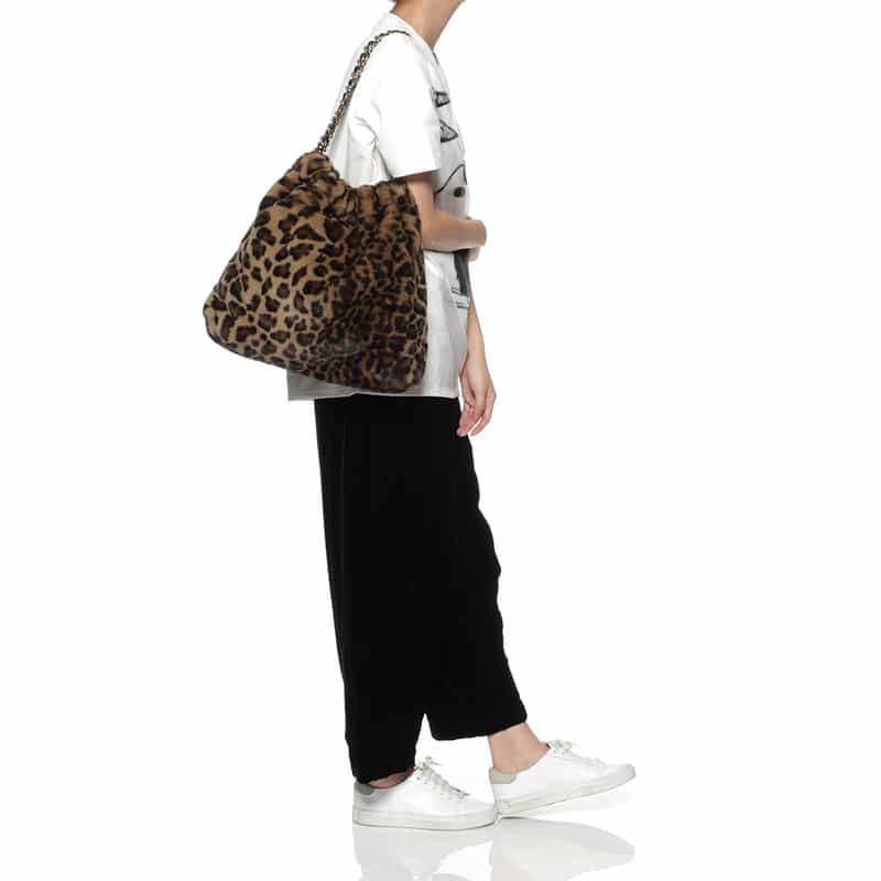 VIOLAD’ORO VIOLAD’ORO ＜ヴィオラドーロ＞ フェイクファーチェーンショルダーバッグ BROWN