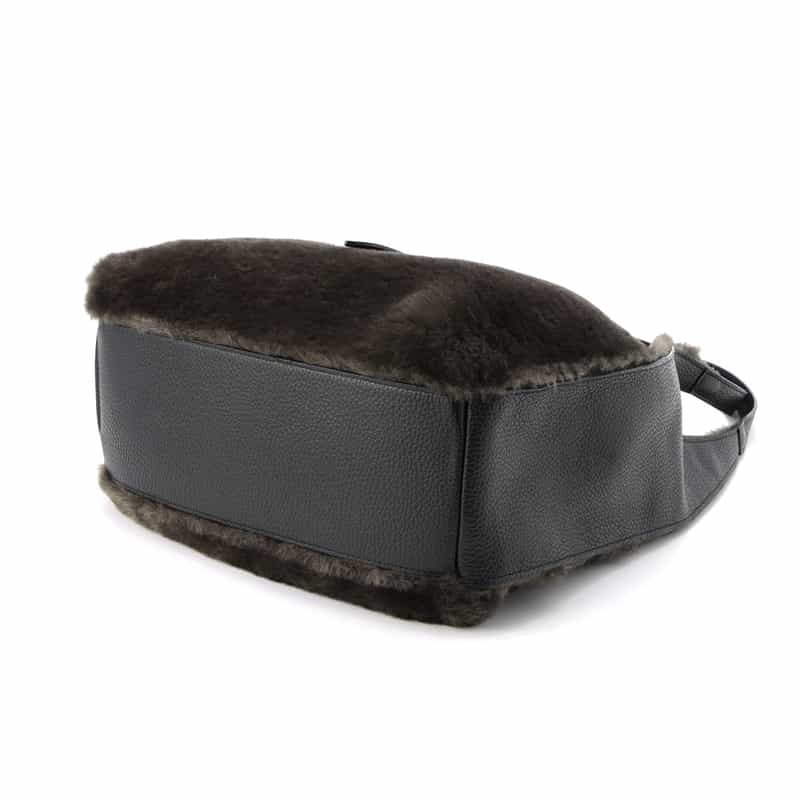 VIOLAD’ORO VIOLAD’ORO ＜ヴィオラドーロ＞ フェイクムートンコンビネーション ショルダーバッグ DARK GRAY