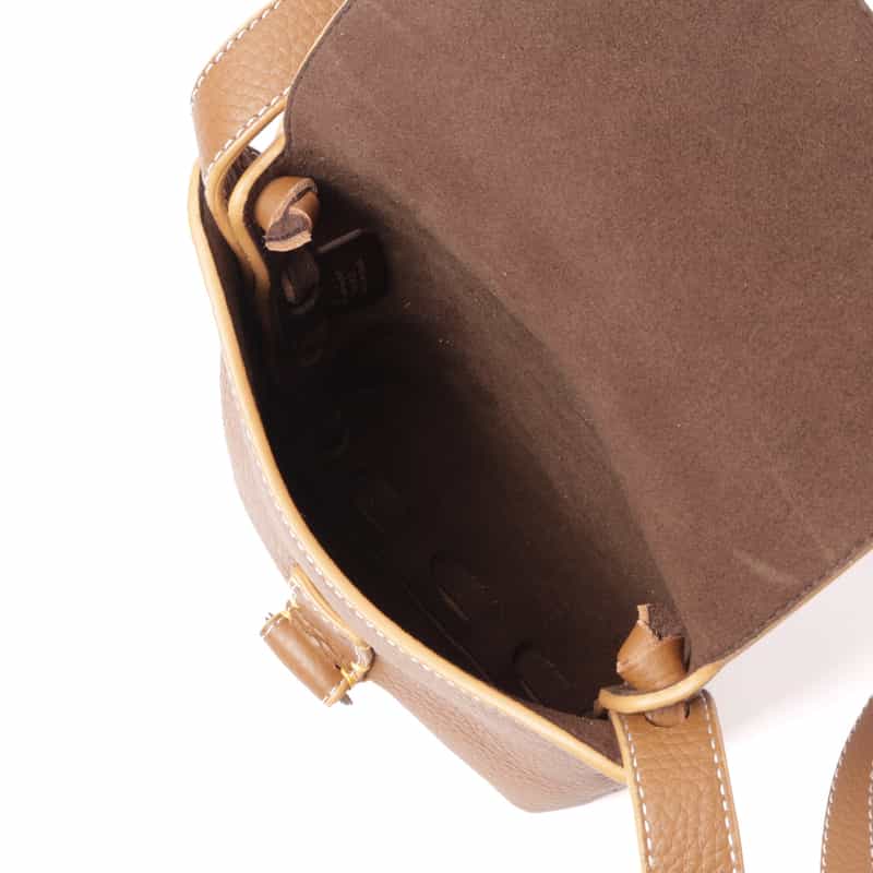 IL MICIO IL MICIO＜イル ミーチョ＞ ショルダーバッグ BROWN