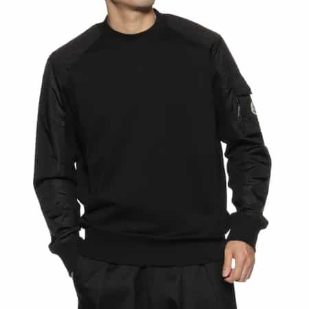 MONCLER＜モンクレール＞ ロゴパッチ付スウェットプルオーバー