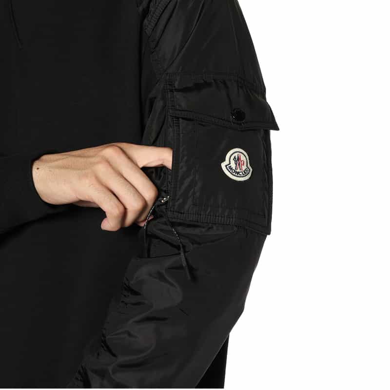 MONCLER MONCLER＜モンクレール＞ ロゴパッチ付スウェットプルオーバー BLACK