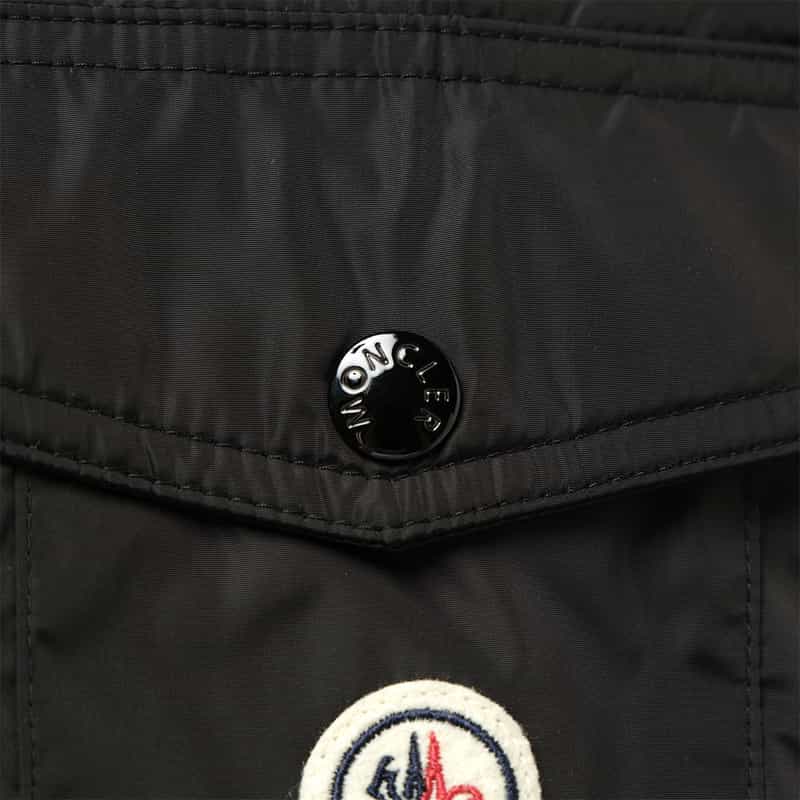 MONCLER MONCLER＜モンクレール＞ ロゴパッチ付スウェットプルオーバー BLACK