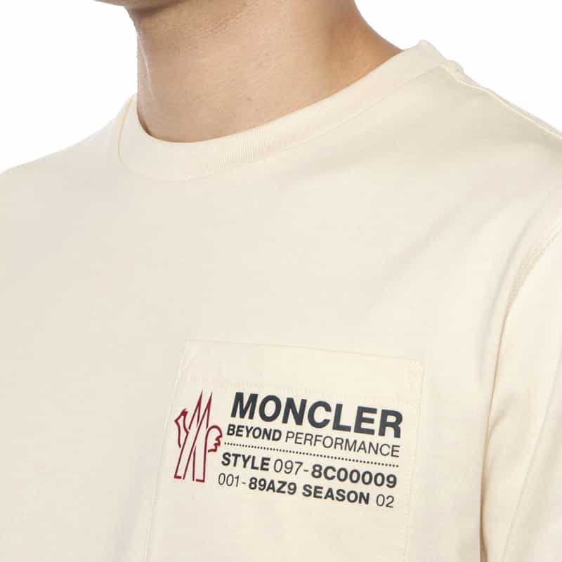 MONCLER GRENOBLE MONCLER GRENOBLE＜モンクレール グルノーブル＞ ロゴ入りポケット付Tシャツ WHITE