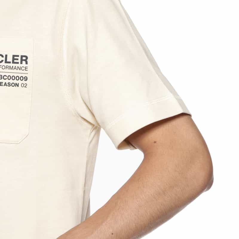 MONCLER GRENOBLE MONCLER GRENOBLE＜モンクレール グルノーブル＞ ロゴ入りポケット付Tシャツ WHITE