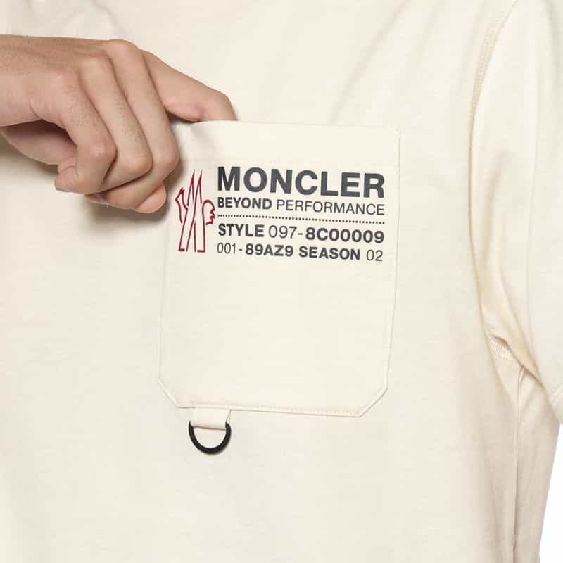 MONCLER GRENOBLE MONCLER GRENOBLE＜モンクレール グルノーブル＞ ロゴ入りポケット付Tシャツ WHITE