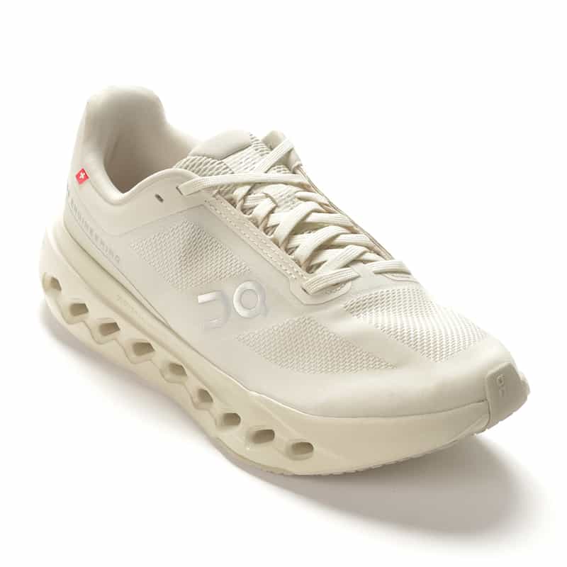 ON ON＜オン＞ スニーカー"Cloudsurfer Next" IVORY