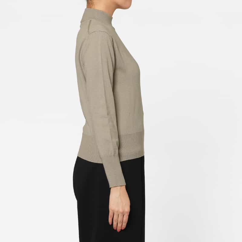 BARNEYS NEW YORK ウォッシャブル モックネックニットプルオーバー BEIGE