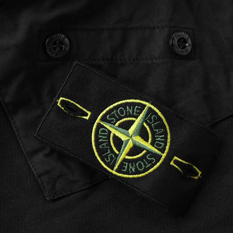 STONE ISLAND STONE ISLAND ＜ストーン アイランド＞ スウェットプルオーバー BLACK