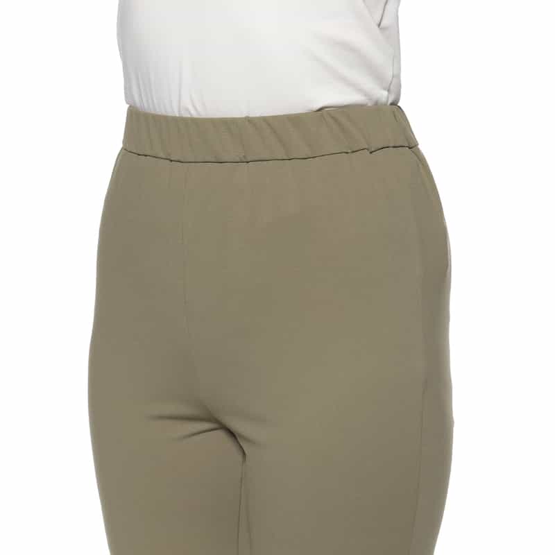 BARNEYS NEW YORK セットアップ ウォッシャブル水陸両用スキニーパンツ KHAKI