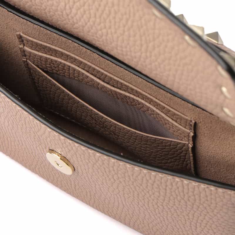 VALENTINO GARAVANI VALENTINO GARAVANI＜ヴァレンティノ ガラヴァーニ＞ ショルダーバッグ BEIGE