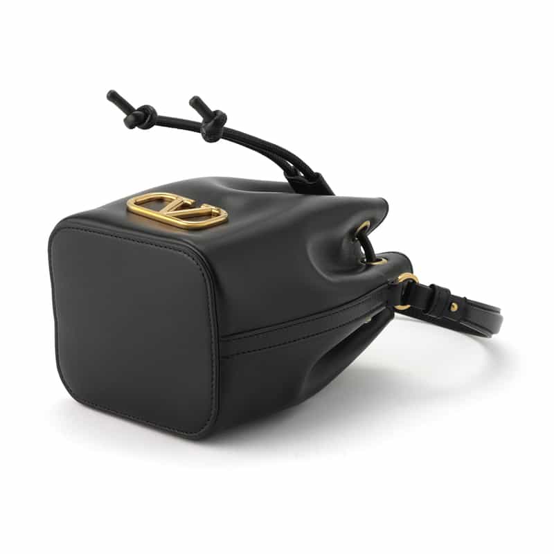 VALENTINO GARAVANI VALENTINO GARAVANI ＜ヴァレンティノ ガラヴァーニ＞ ドローストリングバッグ BLACK