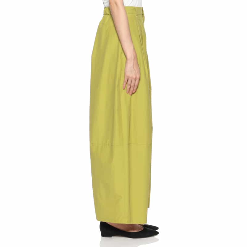 BARNEYS NEW YORK ウォッシャブル セットアップ タック入りワイドパンツ YELLOW