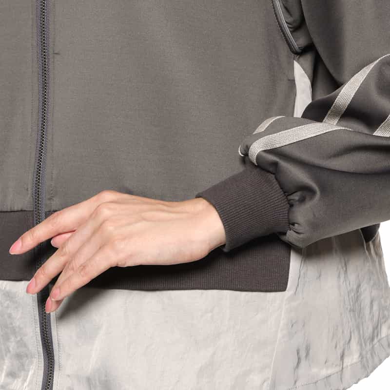 BARNEYS NEW YORK ウォッシャブル 異素材コンビネーション ジップアップブルゾン DARK GRAY