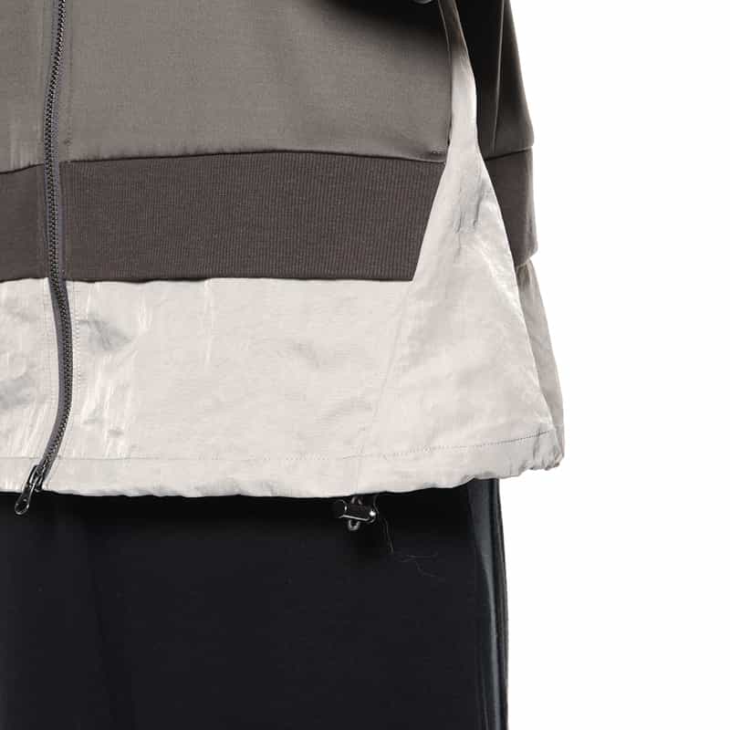 BARNEYS NEW YORK ウォッシャブル 異素材コンビネーション ジップアップブルゾン DARK GRAY