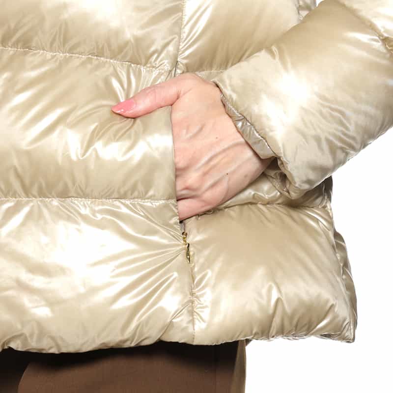 HERNO HERNO＜ヘルノ＞ ファー付きダウンジャケット IVORY