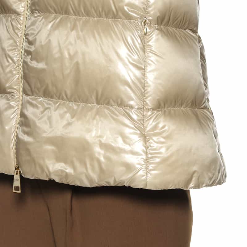 HERNO HERNO＜ヘルノ＞ ファー付きダウンジャケット IVORY