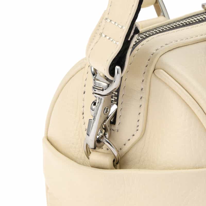 BARNEYS NEW YORK ショルダーベルト付ミニボストンバッグ WHITE