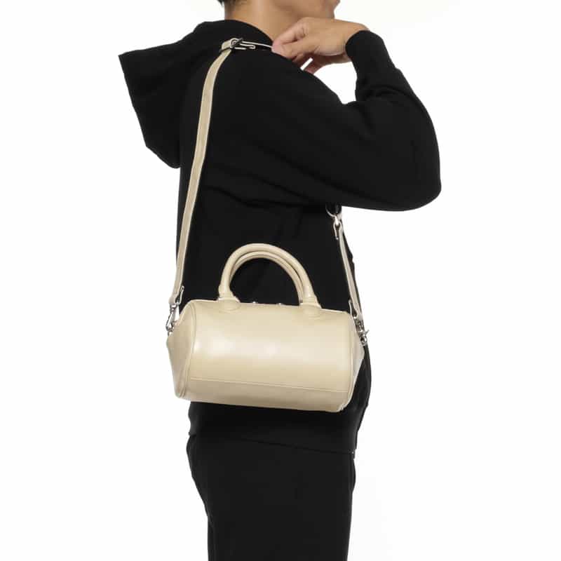 BARNEYS NEW YORK ショルダーベルト付ミニボストンバッグ WHITE