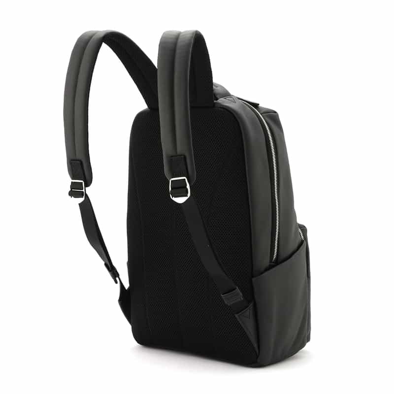 BARNEYS NEW YORK レザーバックパック BLACK