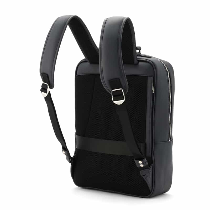 BARNEYS NEW YORK レザーバッグパック NAVY