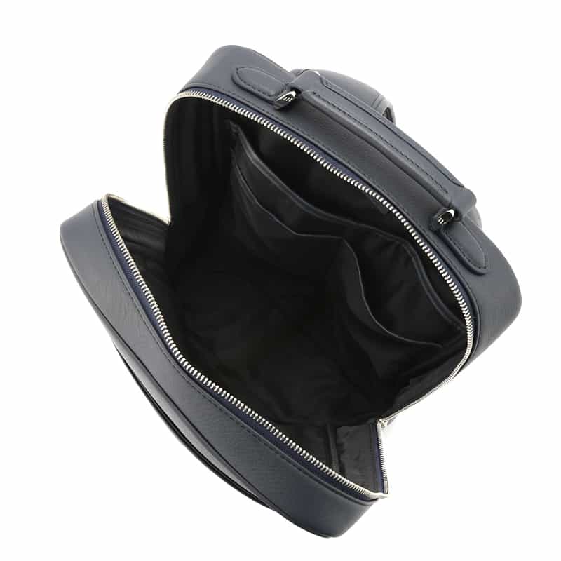 BARNEYS NEW YORK レザーバッグパック NAVY