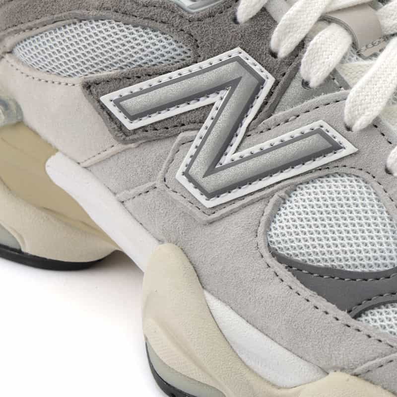 NEW BALANCE NEW BALANCE＜ニュー バランス＞ スニーカー"9060" LIGHT GRAY