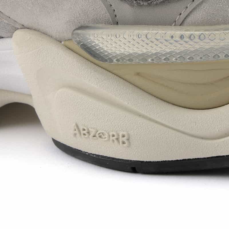 NEW BALANCE NEW BALANCE＜ニュー バランス＞ スニーカー"9060" LIGHT GRAY