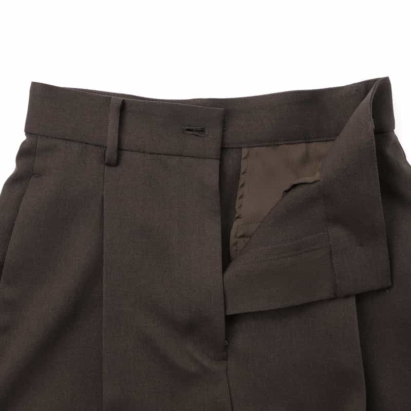 BARNEYS NEW YORK ウォッシャブル ハーフパンツ BROWN