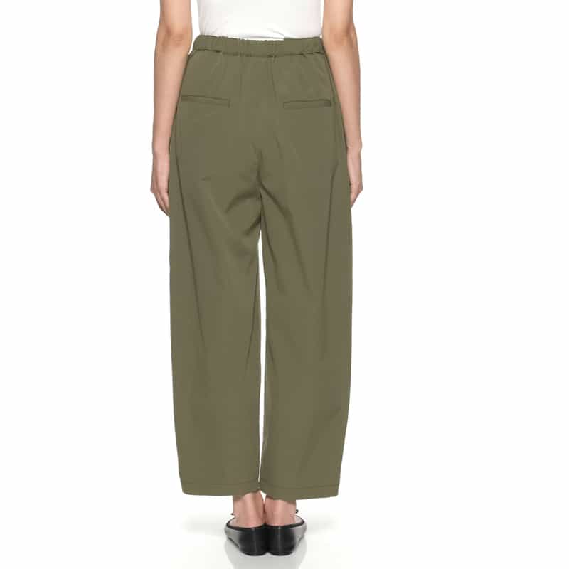 BARNEYS NEW YORK ウォッシャブル タック入りワイドパンツ KHAKI
