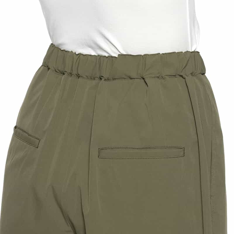 BARNEYS NEW YORK ウォッシャブル タック入りワイドパンツ KHAKI