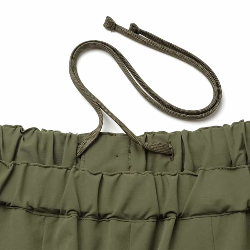 BARNEYS NEW YORK ウォッシャブル タック入りワイドパンツ KHAKI